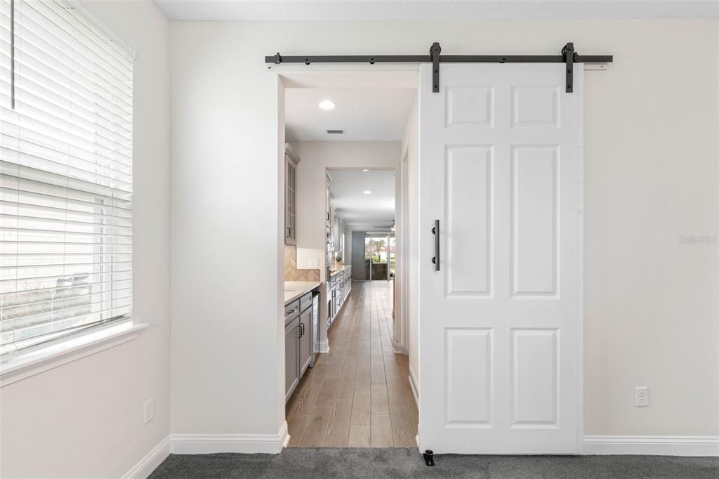 Active With Contract: $579,900 (3 beds, 2 baths, 2216 Square Feet)