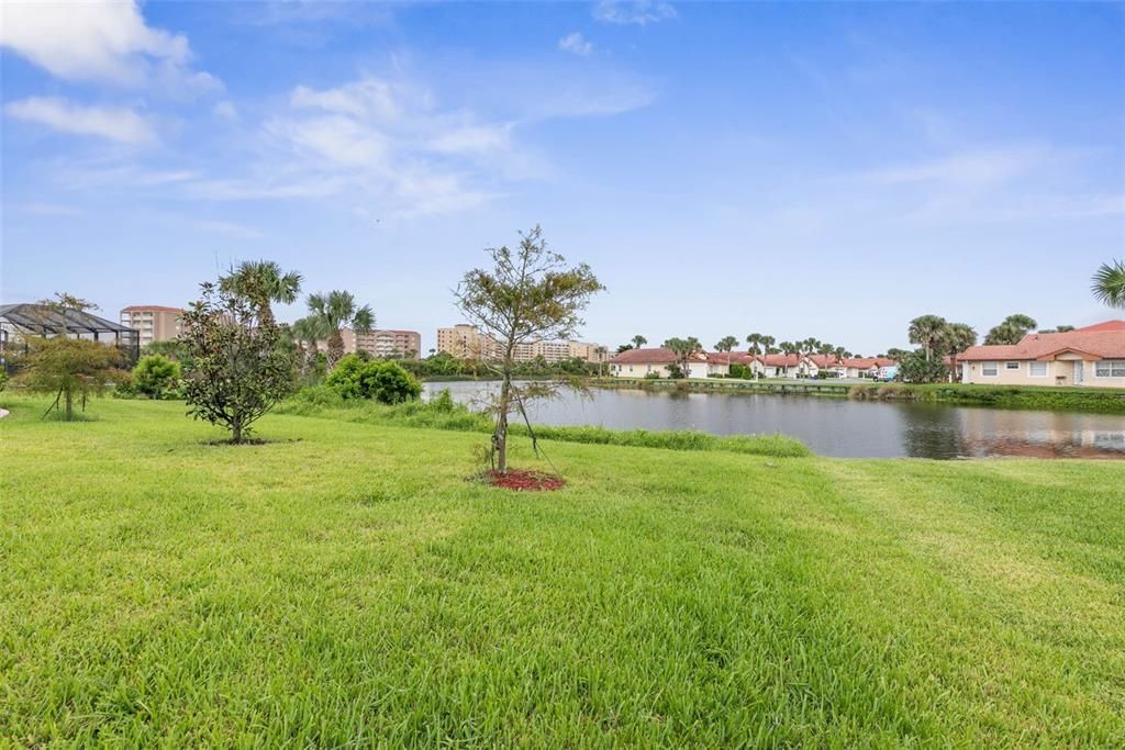 Active With Contract: $579,900 (3 beds, 2 baths, 2216 Square Feet)