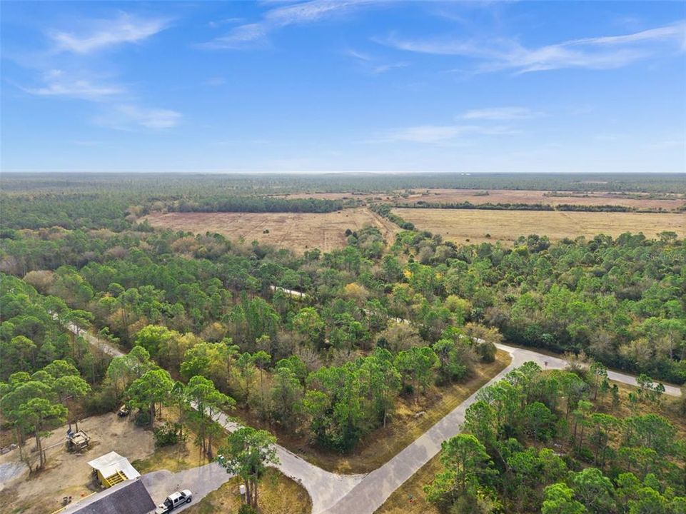 На продажу: $26,500 (0.26 acres)