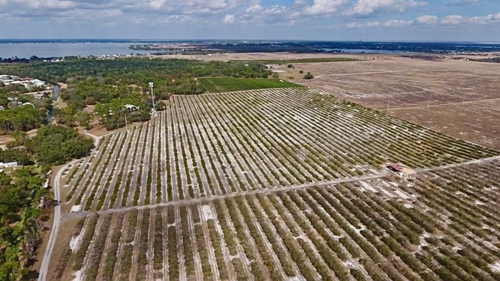 На продажу: $324,900 (3 спален, 2 ванн, 1422 Квадратных фут)