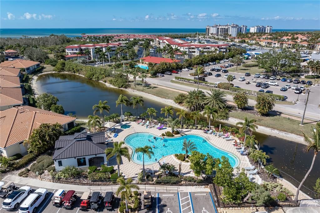 For Sale: $239,900 (2 beds, 2 baths, 1162 Square Feet)