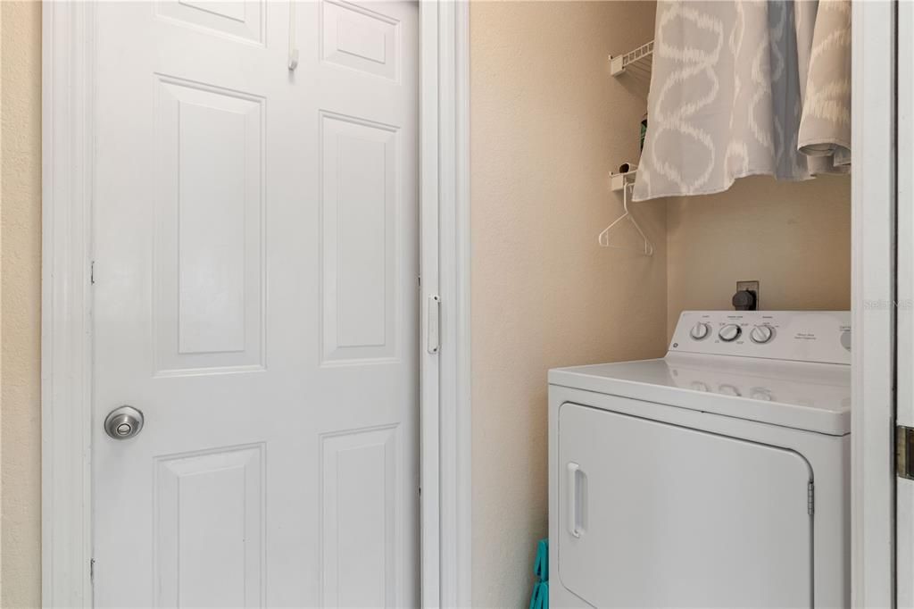 For Sale: $239,900 (2 beds, 2 baths, 1162 Square Feet)