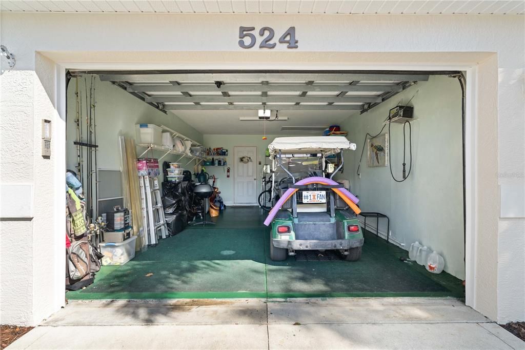 For Sale: $239,900 (2 beds, 2 baths, 1162 Square Feet)