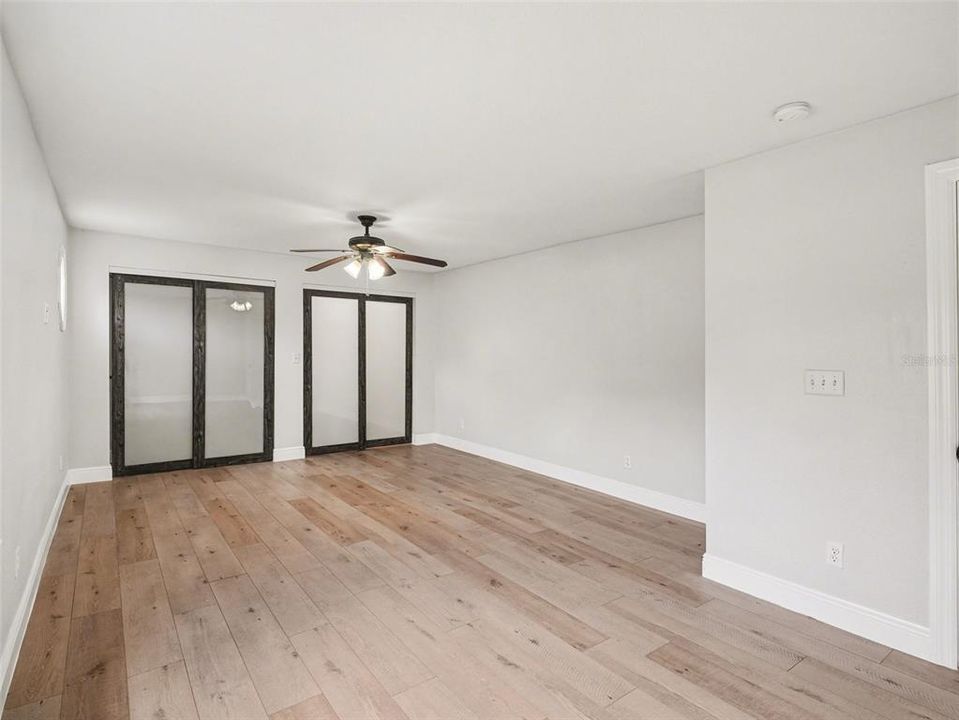 En Venta: $845,000 (4 camas, 2 baños, 1591 Pies cuadrados)