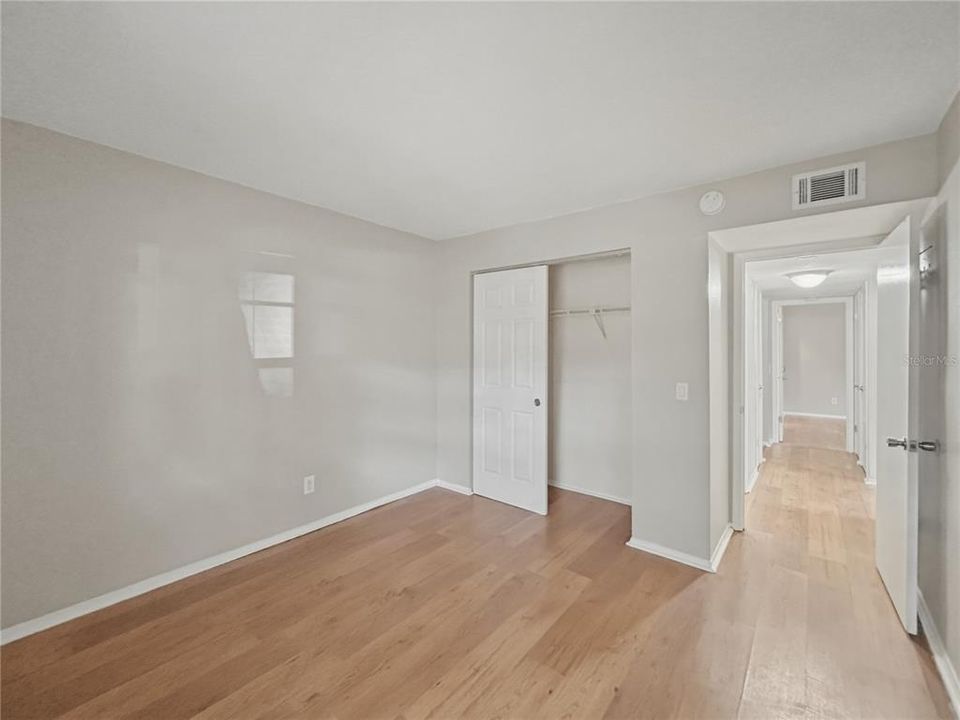 Active With Contract: $132,900 (2 beds, 2 baths, 912 Square Feet)