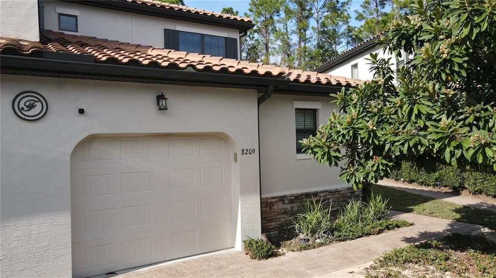 En Venta: $360,000 (4 camas, 3 baños, 2060 Pies cuadrados)