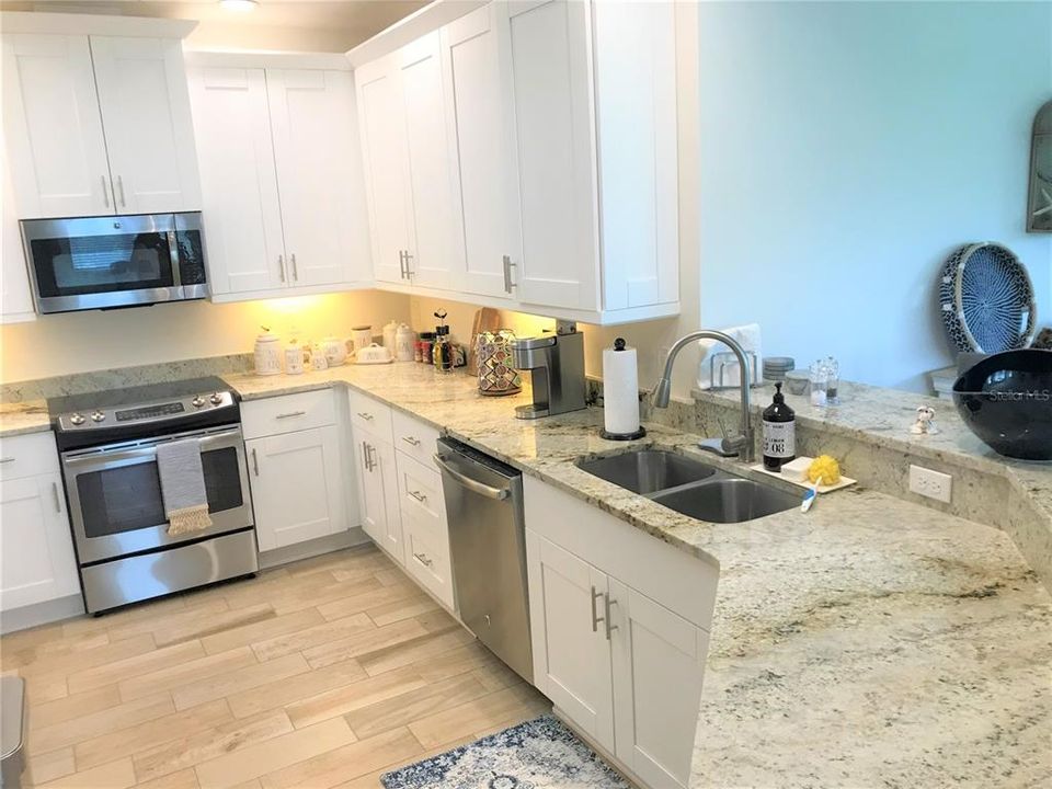 For Rent: $3,500 (3 beds, 2 baths, 1854 Square Feet)