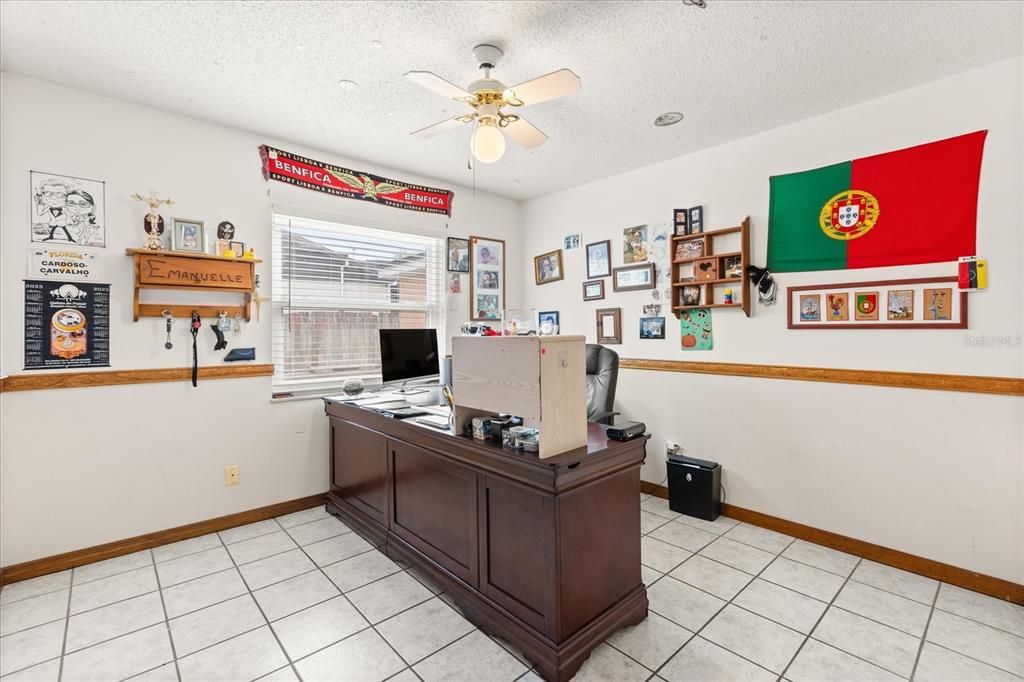 For Sale: $550,000 (4 beds, 2 baths, 2780 Square Feet)
