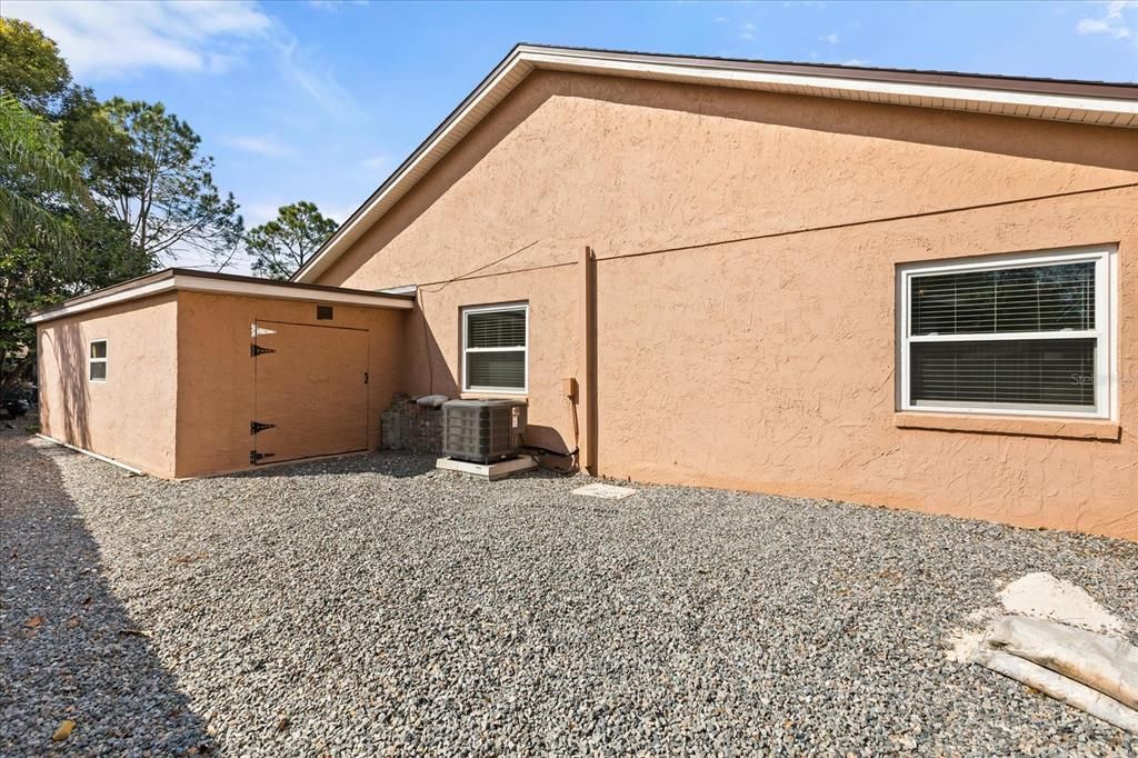 For Sale: $550,000 (4 beds, 2 baths, 2780 Square Feet)