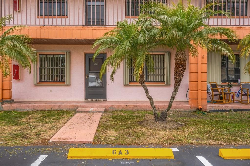 Activo con contrato: $189,000 (2 camas, 2 baños, 1110 Pies cuadrados)
