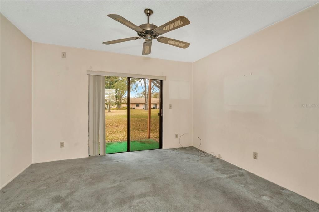 Activo con contrato: $189,000 (2 camas, 2 baños, 1110 Pies cuadrados)