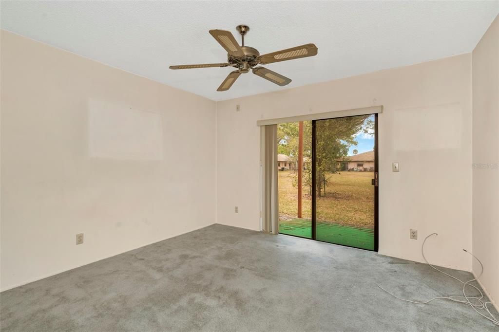 Activo con contrato: $189,000 (2 camas, 2 baños, 1110 Pies cuadrados)