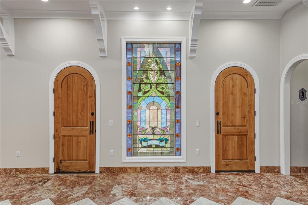 For Sale: $5,350,000 (6 beds, 6 baths, 8726 Square Feet)