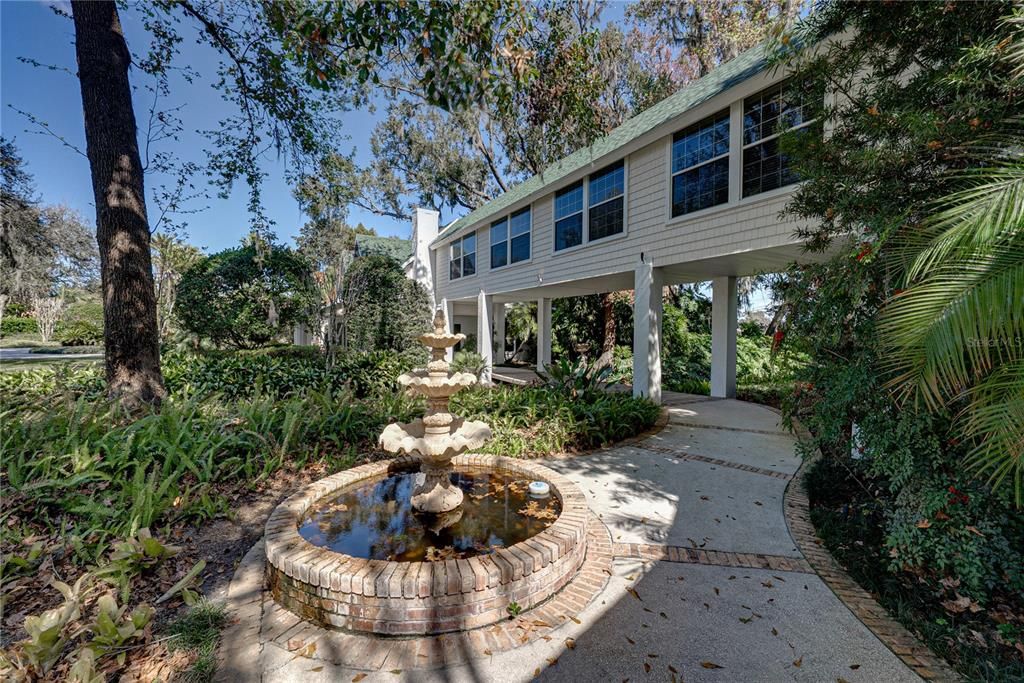 For Sale: $5,350,000 (6 beds, 6 baths, 8726 Square Feet)