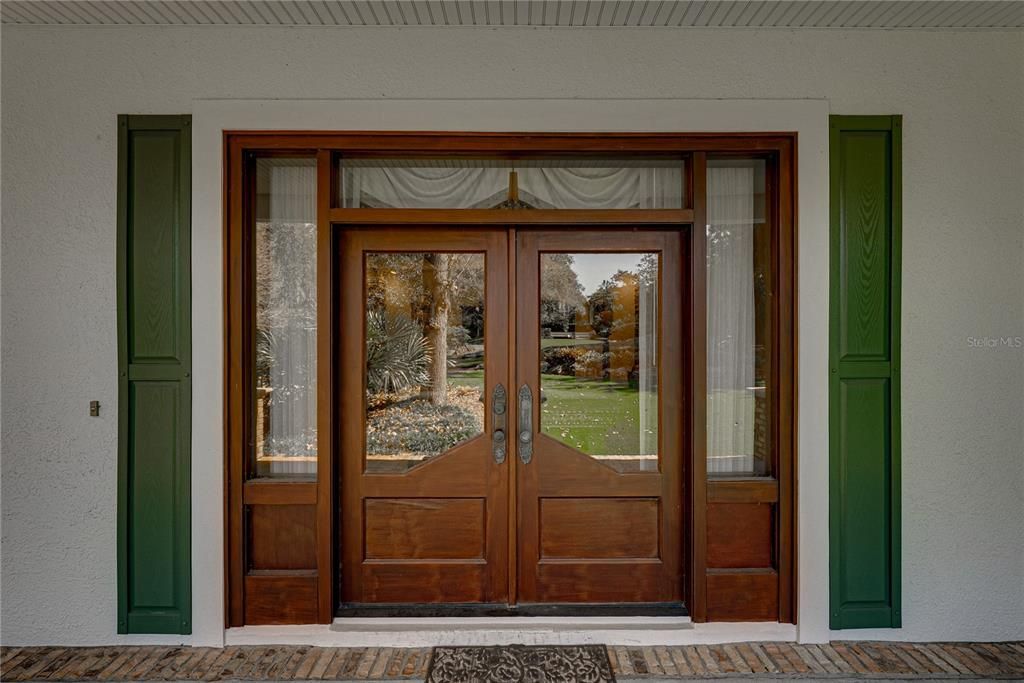 For Sale: $5,350,000 (6 beds, 6 baths, 8726 Square Feet)
