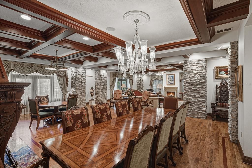 For Sale: $5,350,000 (6 beds, 6 baths, 8726 Square Feet)