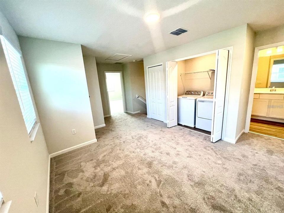 Active With Contract: $2,500 (4 beds, 3 baths, 1762 Square Feet)