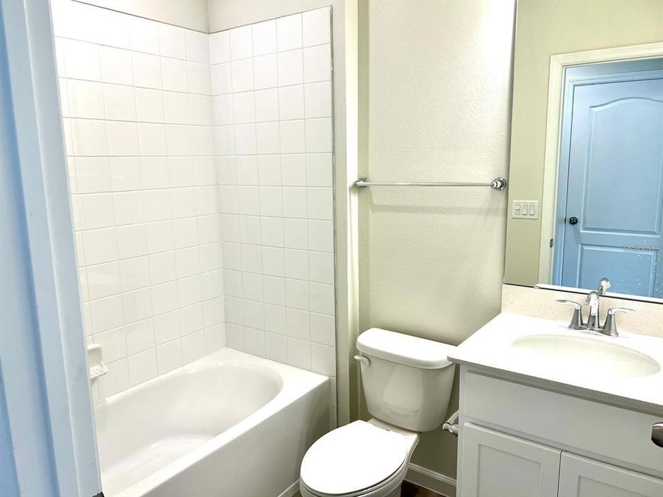 Active With Contract: $2,500 (4 beds, 3 baths, 1762 Square Feet)