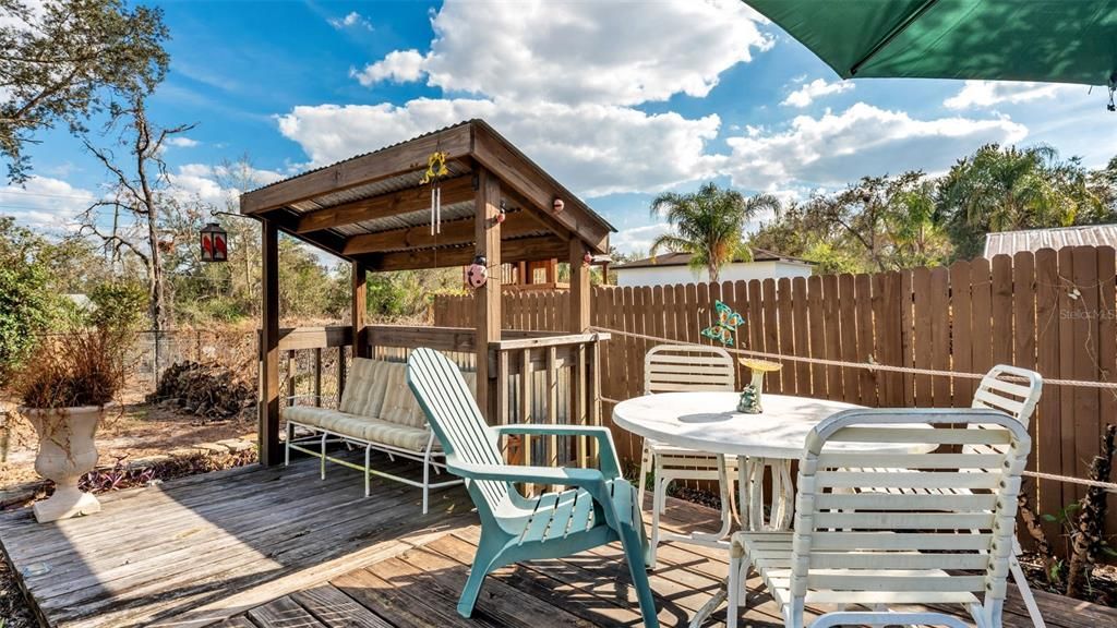 En Venta: $442,000 (3 camas, 2 baños, 2128 Pies cuadrados)
