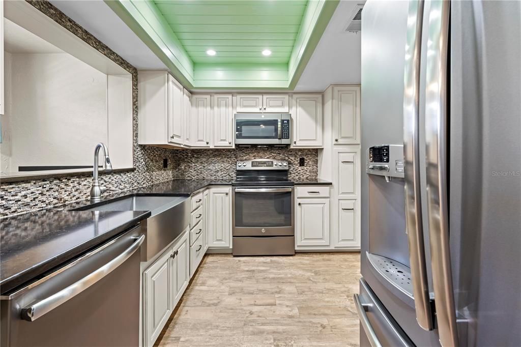 En Venta: $549,000 (3 camas, 2 baños, 1670 Pies cuadrados)