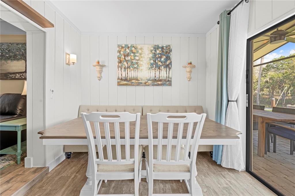 En Venta: $549,000 (3 camas, 2 baños, 1670 Pies cuadrados)
