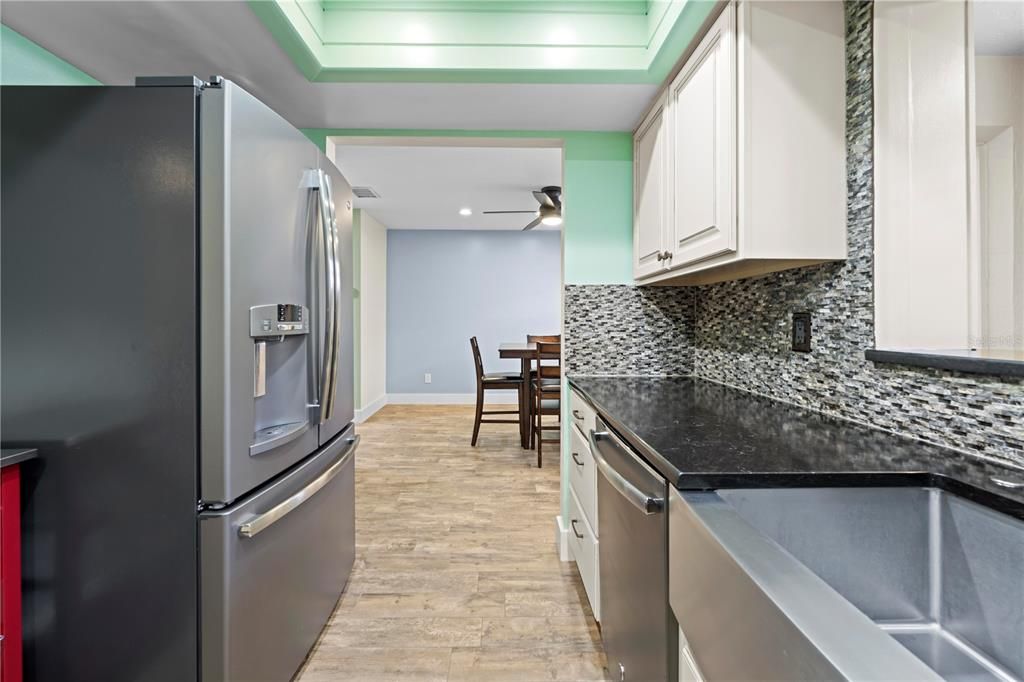 En Venta: $549,000 (3 camas, 2 baños, 1670 Pies cuadrados)