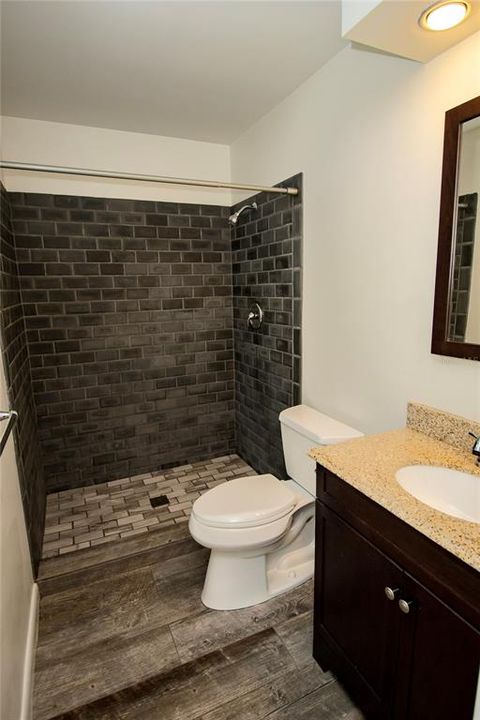 Active With Contract: $489,900 (4 beds, 3 baths, 1860 Square Feet)