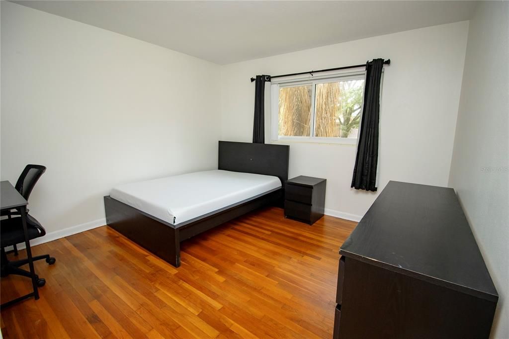 Active With Contract: $489,900 (4 beds, 3 baths, 1860 Square Feet)