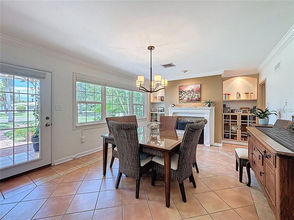 For Sale: $1,535,000 (3 beds, 3 baths, 2220 Square Feet)