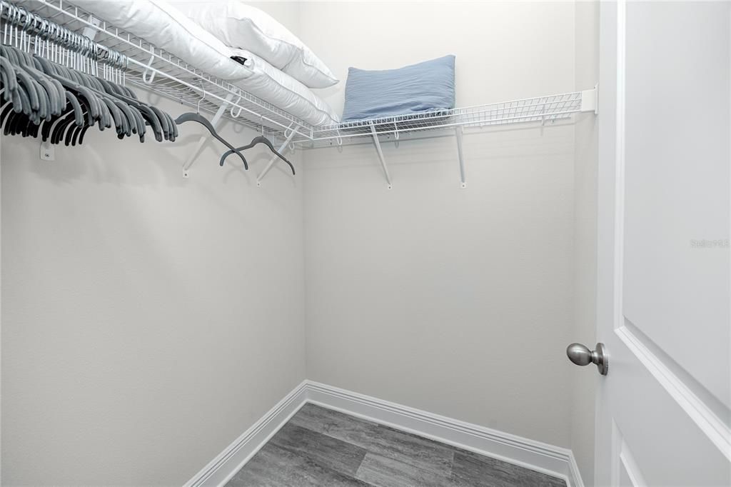 Active With Contract: $3,200 (3 beds, 2 baths, 2054 Square Feet)