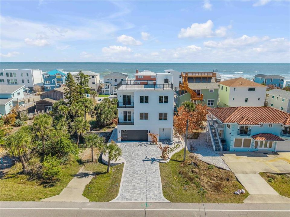 For Sale: $1,595,000 (3 beds, 3 baths, 2916 Square Feet)