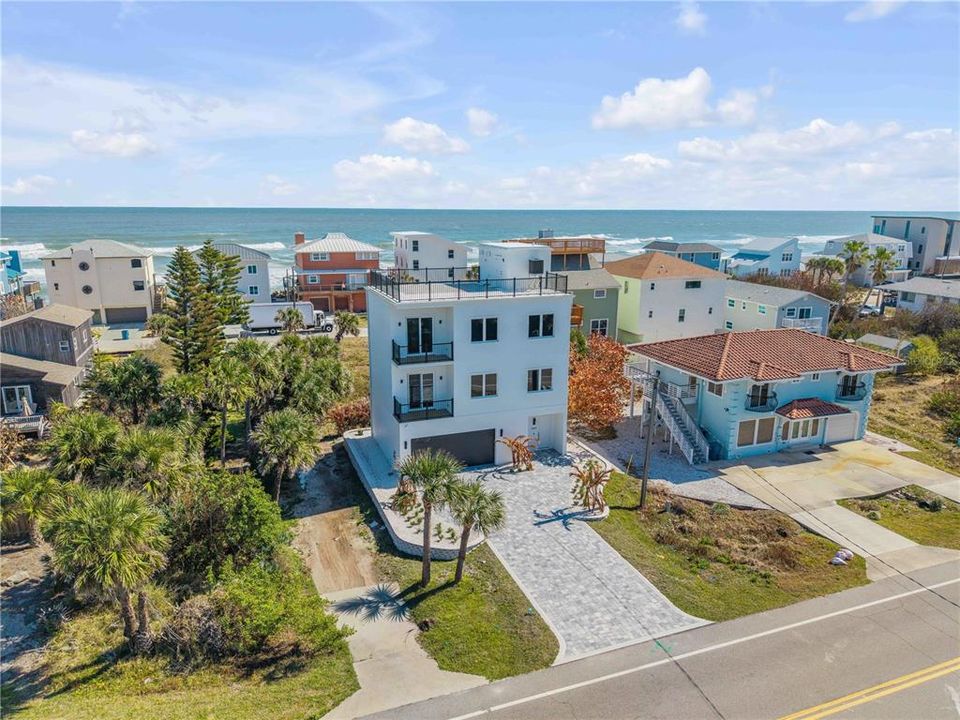 For Sale: $1,595,000 (3 beds, 3 baths, 2916 Square Feet)