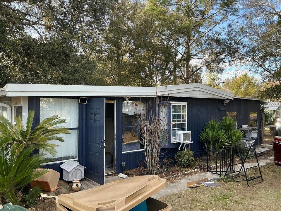 Vendido Recientemente: $63,000 (2 camas, 1 baños, 1088 Pies cuadrados)