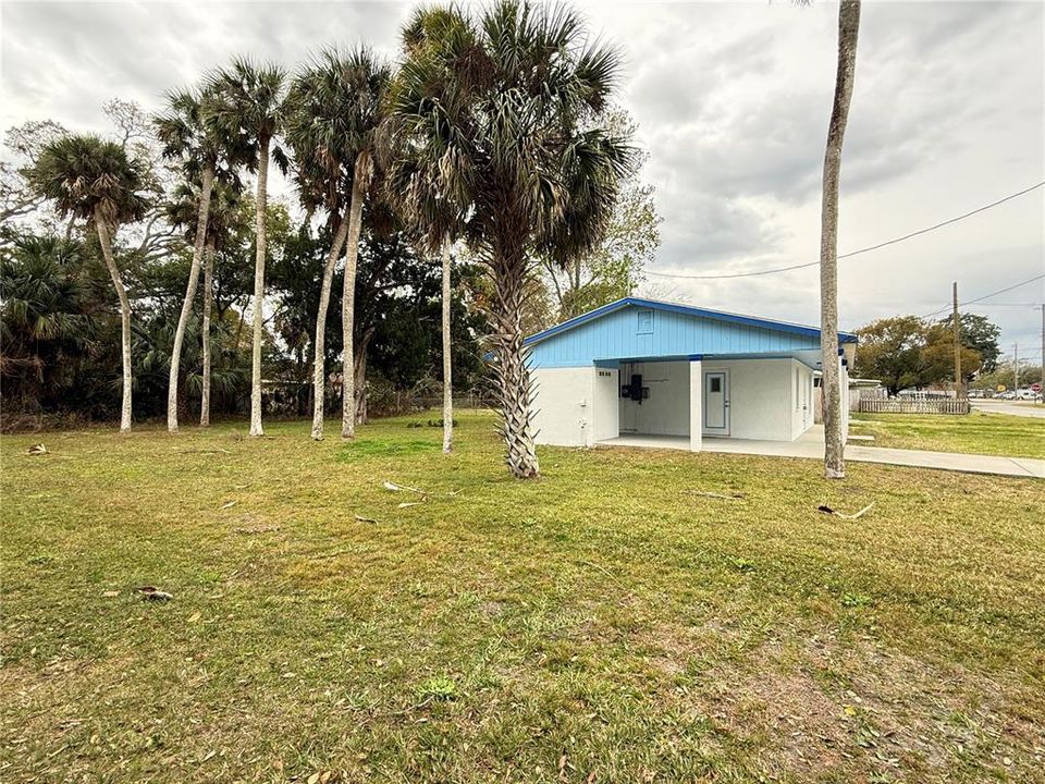 For Sale: $225,000 (2 beds, 1 baths, 700 Square Feet)