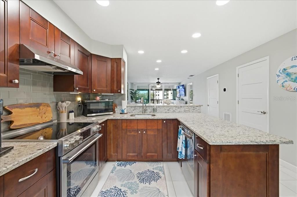 En Venta: $379,900 (2 camas, 2 baños, 1065 Pies cuadrados)