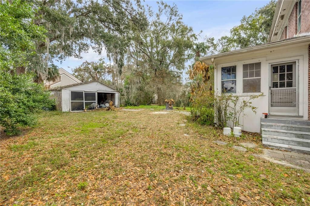 Active With Contract: $549,500 (4 beds, 2 baths, 3203 Square Feet)