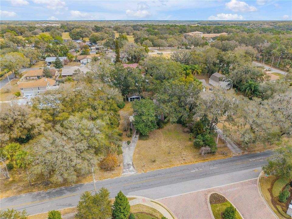 Active With Contract: $549,500 (4 beds, 2 baths, 3203 Square Feet)