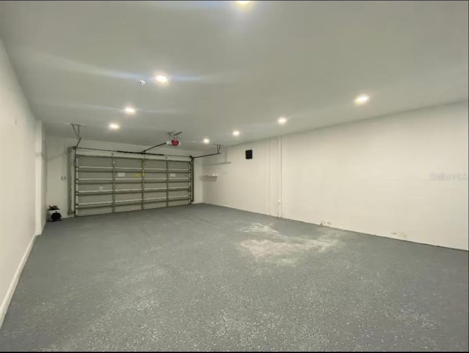 Activo con contrato: $509,900 (3 camas, 3 baños, 1922 Pies cuadrados)