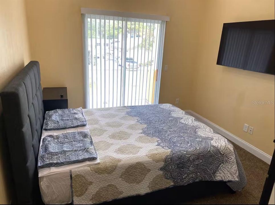 Activo con contrato: $509,900 (3 camas, 3 baños, 1922 Pies cuadrados)