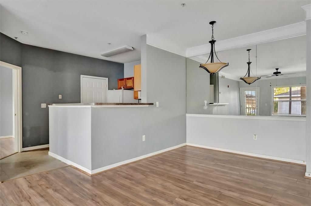 Activo con contrato: $112,000 (1 camas, 1 baños, 750 Pies cuadrados)