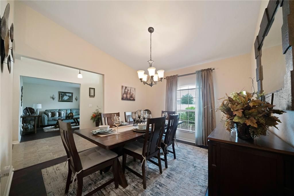 Active With Contract: $249,000 (3 beds, 2 baths, 1894 Square Feet)