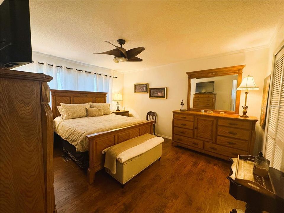 En Venta: $229,000 (2 camas, 2 baños, 1648 Pies cuadrados)