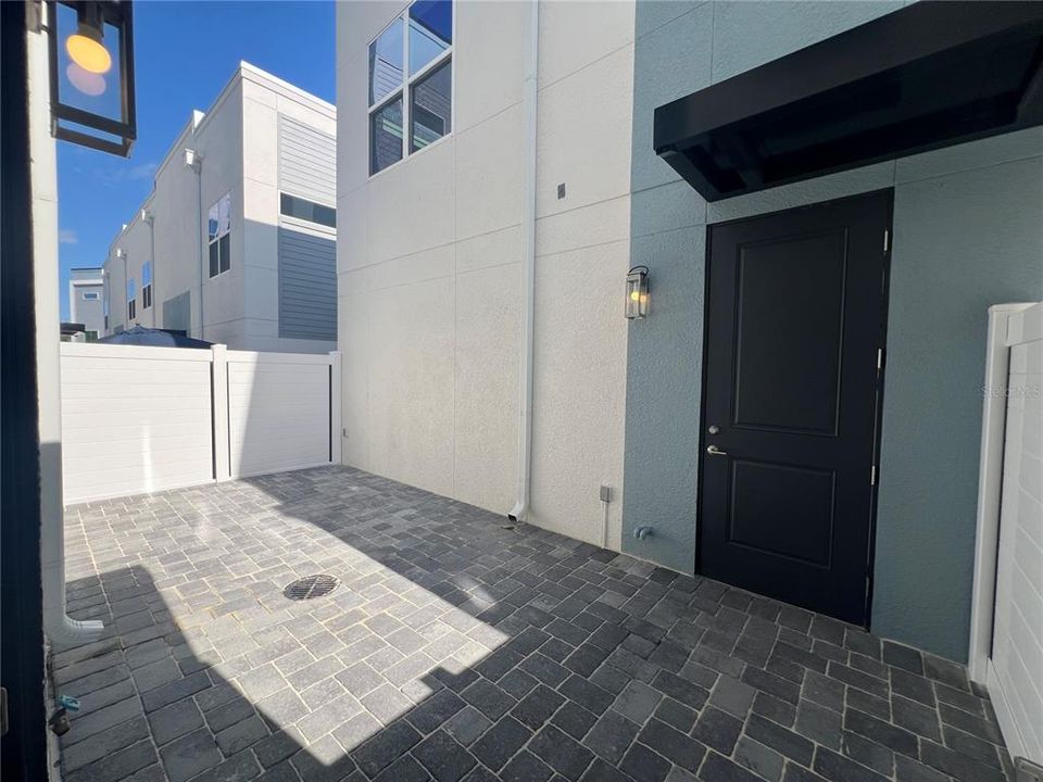 В аренду: $3,150 (3 спален, 2 ванн, 2020 Квадратных фут)