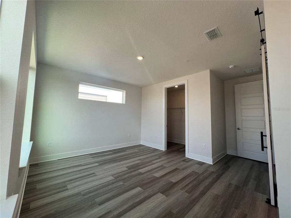 В аренду: $3,150 (3 спален, 2 ванн, 2020 Квадратных фут)