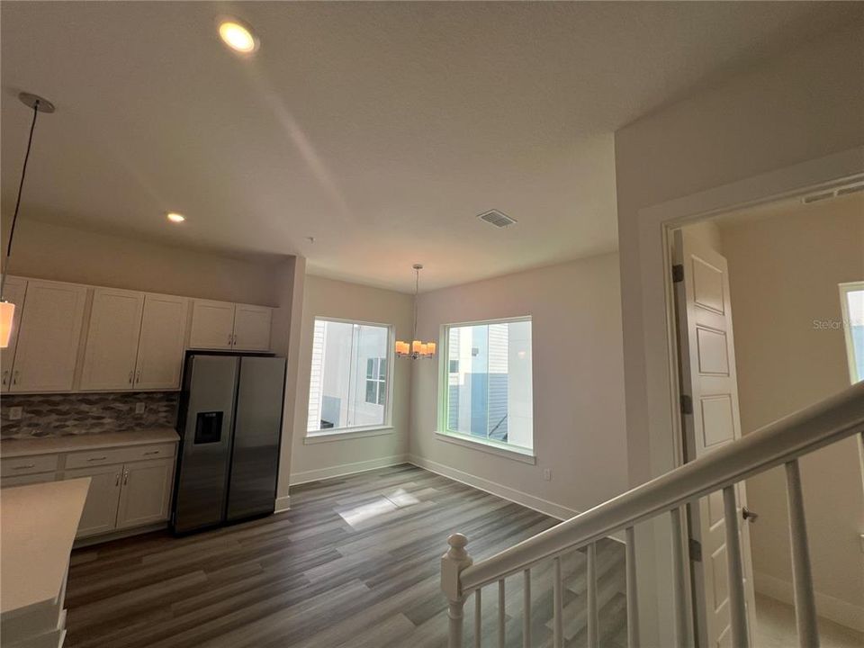 В аренду: $3,150 (3 спален, 2 ванн, 2020 Квадратных фут)