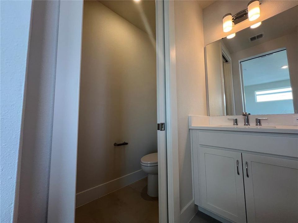 В аренду: $3,150 (3 спален, 2 ванн, 2020 Квадратных фут)