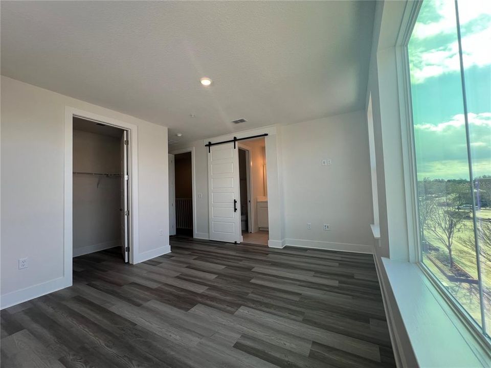 В аренду: $3,150 (3 спален, 2 ванн, 2020 Квадратных фут)