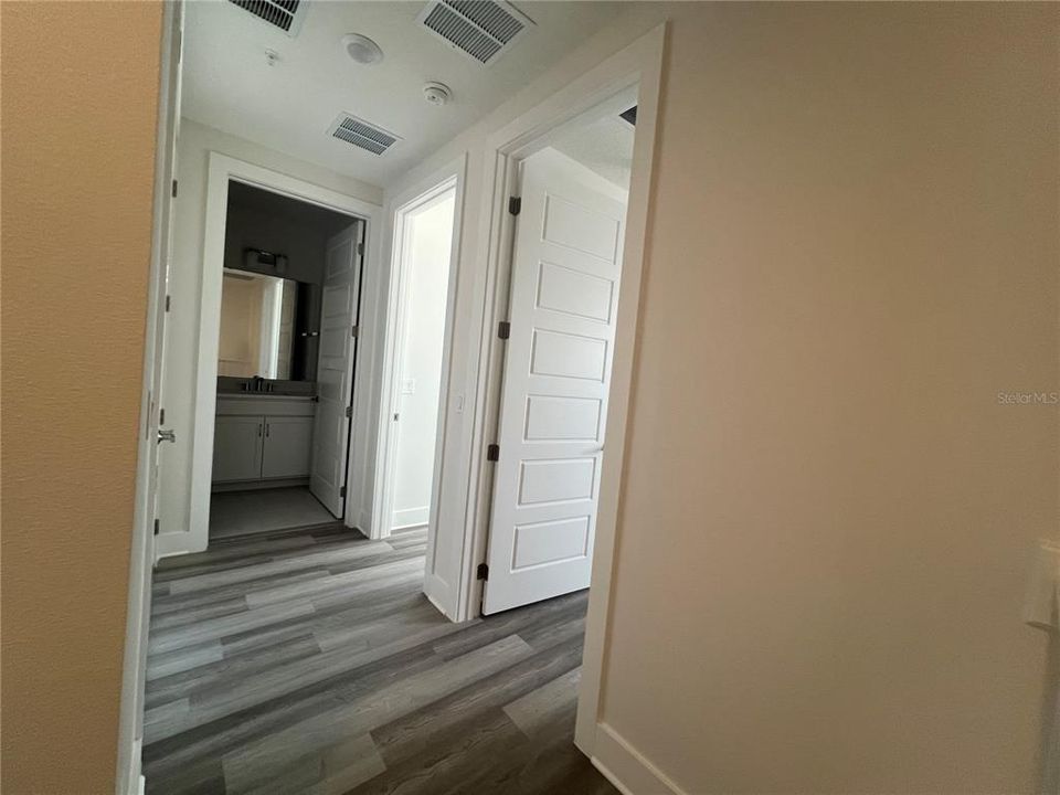 В аренду: $3,150 (3 спален, 2 ванн, 2020 Квадратных фут)