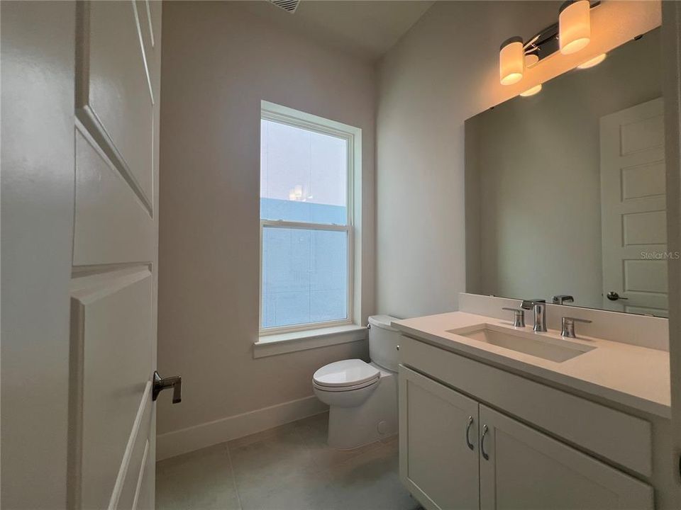 В аренду: $3,150 (3 спален, 2 ванн, 2020 Квадратных фут)