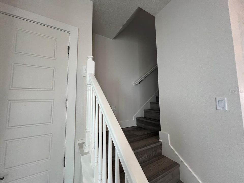 В аренду: $3,150 (3 спален, 2 ванн, 2020 Квадратных фут)